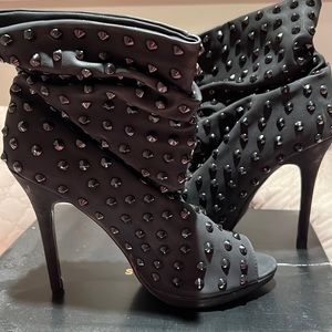 Black Peep Toe Heel Size 9.5